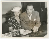 1t450 HUMPHREY BOGART/MAYO METHOT 7x9 news photo 1938 applying for their marriage license!