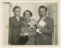 1t562 LESLIE HOWARD 8x10.25 still 1930s great portrait with his wife Ruth & their son Ronald!