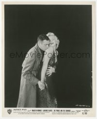1t767 PRINCE & THE SHOWGIRL 8.25x10 still 1957 Laurence Olivier & sexy Marilyn Monroe from 1sh!