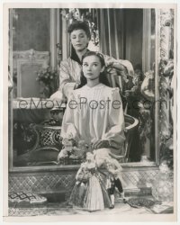 1t803 ROMAN HOLIDAY 7.25x9 news photo 1953 Audrey Hepburn having her hair dressed by Rawlings!