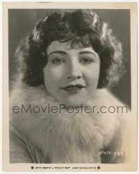 1t822 SCARLET SEAS 8x10.25 still 1928 head & shoulders portrait of pretty Betty Compson with fur!