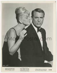 1t915 THAT TOUCH OF MINK 8x10.25 still 1962 great c/u of Doris Day about to kiss Cary Grant in tux!