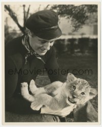 1t999 ZOO IN BUDAPEST candid deluxe 8x10 still 1933 c/u of Gene Raymond playing w/lion cub Leo Jr.!