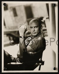 1x981 YUL BRYNNER 2 8x10 stills 1955 two great waist-high close-up images, one smoking!