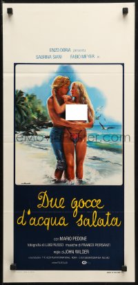 1y287 BLUE ISLAND Italian locandina 1982 Due Gocce D'Acqua Salata, sexy art of couple on beach!