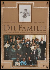 2f026 FAMILY East German 23x32 1989 great portrait of Vittorio Gassman & his entire family!