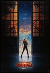 2g523 CAPTAIN MARVEL teaser DS 1sh 2019 Brie Larson in the title role, higher, further, faster!