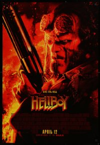 2g666 HELLBOY advance DS 1sh 2019 close-up of David Harbour in the title role, give evil hell!