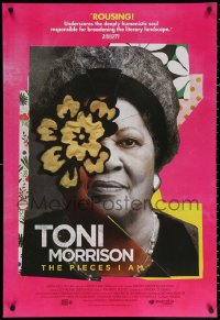2g942 TONI MORRISON: THE PIECES I AM DS 1sh 2019 great close-up of the author with flowers!