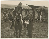 2h232 CUPID THE COWPUNCHER candid 7.5x9.25 still 1920 director Badger talks to Will Rogers on horse!