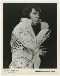 2h310 ELVIS PRESLEY 8x10.25 music publicity still 1970s great close up performing at RCA Records!