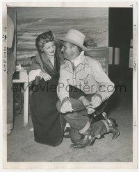 2h362 GENE AUTRY deluxe 8x10 still 1940s fixing Gail Davis' shoes on movie set by Bob Beerman!