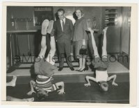 2h395 GRACE KELLY 7x9.25 news photo 1956 w/husband Prince Rainier watching kids standing on head!