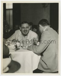 2h472 ISLAND OF LOST SOULS candid 8x10 still 1933 Charles Laughton amused at Paramount studio cafe!