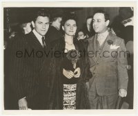 2h509 JOHN GARFIELD 8.25x9.5 still 1941 with wife & friend at New York premiere of Citizen Kane!