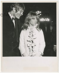 2h522 JULIE CHRISTIE 8x10 news photo 1965 with Don Bessant at the premiere of Doctor Zhivago!