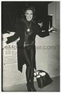 2h523 JULIE NEWMAR deluxe 6.5x10 news photo 1990 as Catwoman at kids fundraiser by Ron Galella!