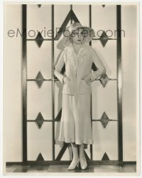 2h569 LILYAN TASHMAN 7.75x10 news photo 1931 modeling a spectacular sports suit of blue & brown!