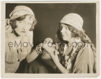 2h940 UNKNOWN 8x10.25 still 1927 c/u of sexy Joan Crawford & gypsy woman, Tod Browning classic!