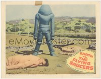 2m416 EARTH VS. THE FLYING SAUCERS LC 1956 cool image of alien robot standing over dead men!