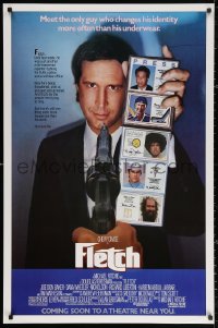 2r307 FLETCH advance 1sh 1985 Michael Ritchie, wacky detective Chevy Chase has gun pulled on him!