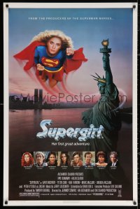 2r860 SUPERGIRL 1sh 1984 super Helen Slater in costume flying over Statue of Liberty!