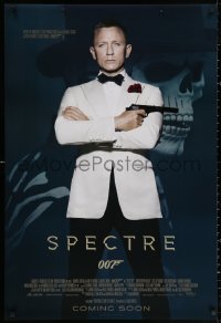 2y0947 SPECTRE int'l advance DS 1sh 2015 cool image of Daniel Craig as James Bond 007 with gun!