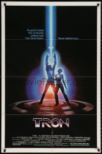 3a1162 TRON 1sh 1982 Walt Disney sci-fi, Jeff Bridges in a computer, cool special effects!