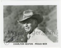 3f0554 CHARLTON HESTON signed 8x10 publicity still 1987 close up wearing cowboy hat in Proud Men!