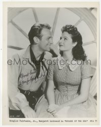 3f0579 DOUGLAS FAIRBANKS JR signed TV 8x10 still R1960s with Margaret Lockwood in Rulers of the Sea!