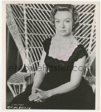 3f0632 JO VAN FLEET signed 8x9 still 1958 seated scowling portrait in wicker chair in This Angry Age!