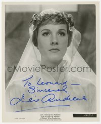 3f0643 JULIE ANDREWS signed 8x10 still 1965 close up in wedding gown from The Sound of Music!