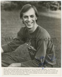 3f0649 KEITH CARRADINE signed 8x10 still 1979 great youthful smiling portrait from Old Boyfriends!