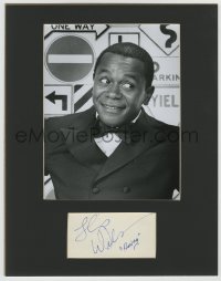 3f0126 FLIP WILSON signed 3x5 index card in 11x14 display 1970s ready to frame & hang on the wall!