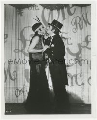 3r0138 CABARET 8.25x10 still 1972 great image of Liza Minnelli & Joel Grey performing on stage!