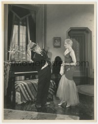 3r0287 HOTTER THAN HOT deluxe 7.75x10 still 1929 Thelma Todd looks confused at Harry Langdon!