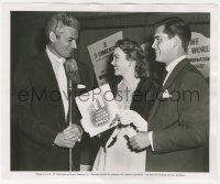 3r0307 IT CAME FROM OUTER SPACE candid 8x10 still 1953 Rush, Hunter & Jeff Chandler at premiere!
