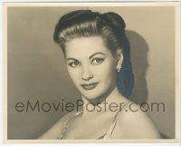 3r0641 YVONNE DE CARLO deluxe 8x10 still 1940s sexy head & shoulders portrait of the leading lady!