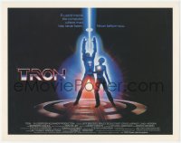3r0944 TRON TC 1982 Walt Disney sci-fi, Jeff Bridges in a computer, cool special effects!