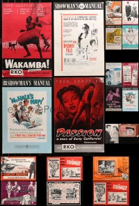 3s0052 LOT OF 22 UNCUT PRESSBOOKS 1950s-1960s advertising for a variety of different movies!