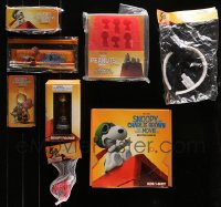 3s0421 LOT OF 7 PEANUTS MOVIE PROMO ITEMS 2015 cool keychain, figurine, kids T-shirt & more!