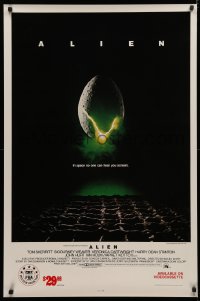 3t0682 ALIEN 27x41 video poster R1986 Ridley Scott outer space sci-fi classic, hatching egg!