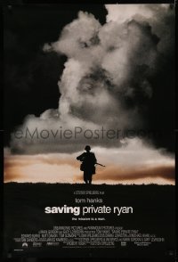 3t1081 SAVING PRIVATE RYAN DS 1sh 1998 Spielberg, Hanks, soldier on hill in front of clouds!