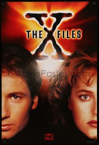 3t1196 X-FILES TV 1sh 1994 close-up image of FBI agents David Duchovny & Gillian Anderson!
