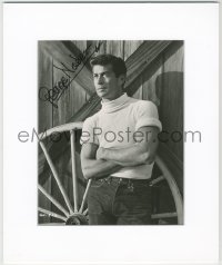 3y0154 GEORGE NADER signed 8.25x10 still in 11x13 display 1960s great posed portrait by wagon wheel!