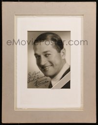 3y0150 MAURICE CHEVALIER signed 8x10 still in 14x18 display 1929 portrait of the French leading man!