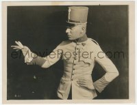 3z0069 BLIND HUSBANDS deluxe 7.75x10 still 1919 great portrait of actor/director Erich von Stroheim!