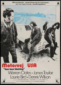 4a0196 TWO-LANE BLACKTOP Danish 1972 James Taylor is the driver, Warren Oates is GTO, Laurie Bird
