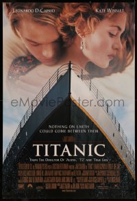 4a1136 TITANIC int'l DS 1sh 1997 Leonardo DiCaprio, Kate Winslet, directed by James Cameron!