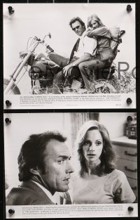 4g0961 GAUNTLET presskit w/ 8 stills 1977 Clint Eastwood & Sondra Locke, contains 9 supplements!
